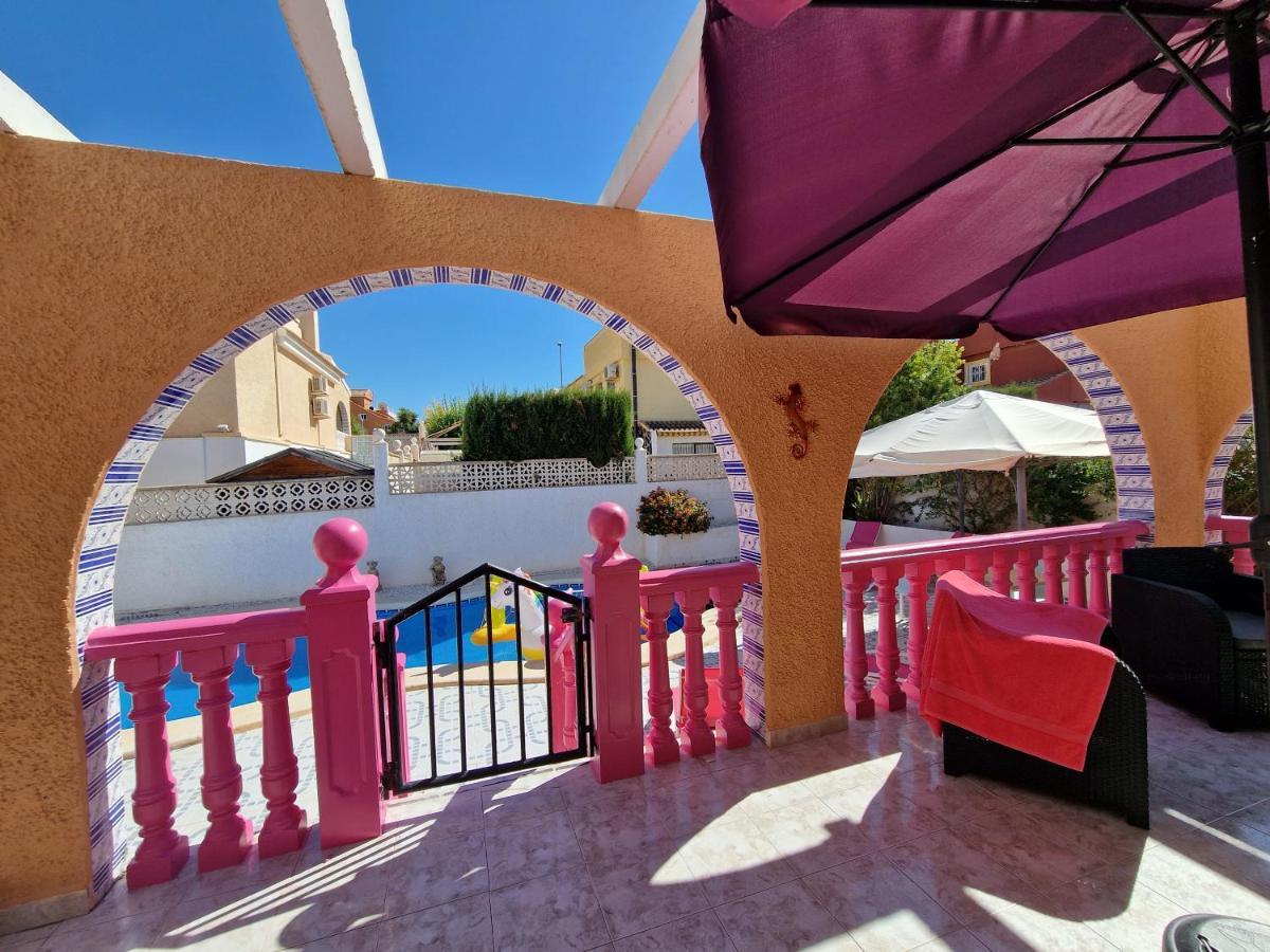 Villa Pink Ambience